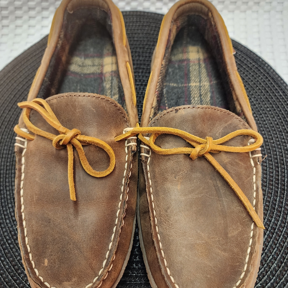 Men's LL Bean Brown Hand Sewn Flannel Lined Slippers. Size 7M. NWOT